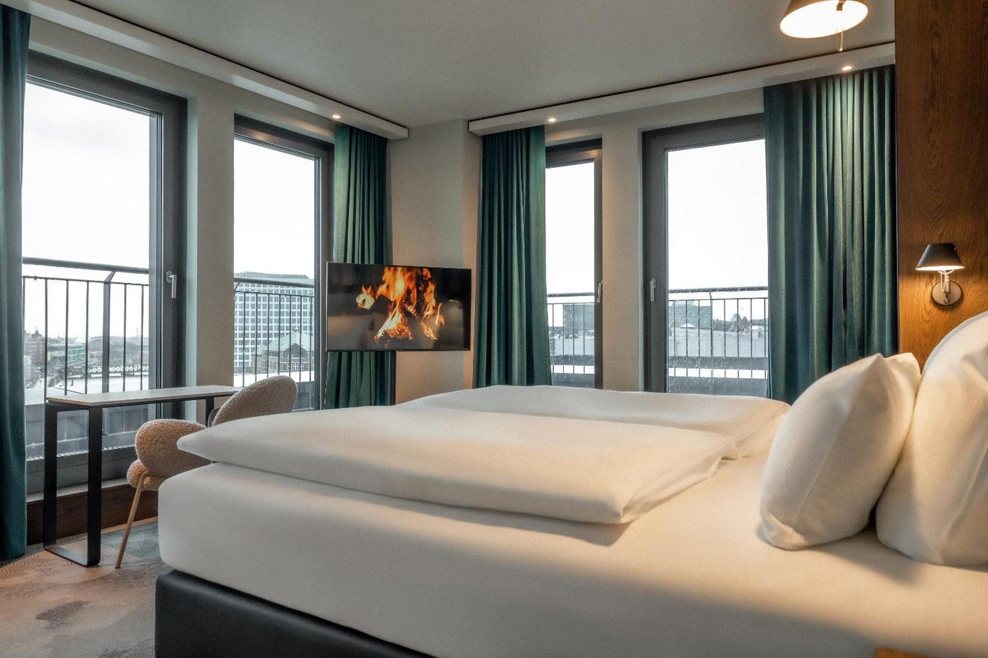 The Cloud One Hamburg-Kontorhaus Hotel Exterior photo
